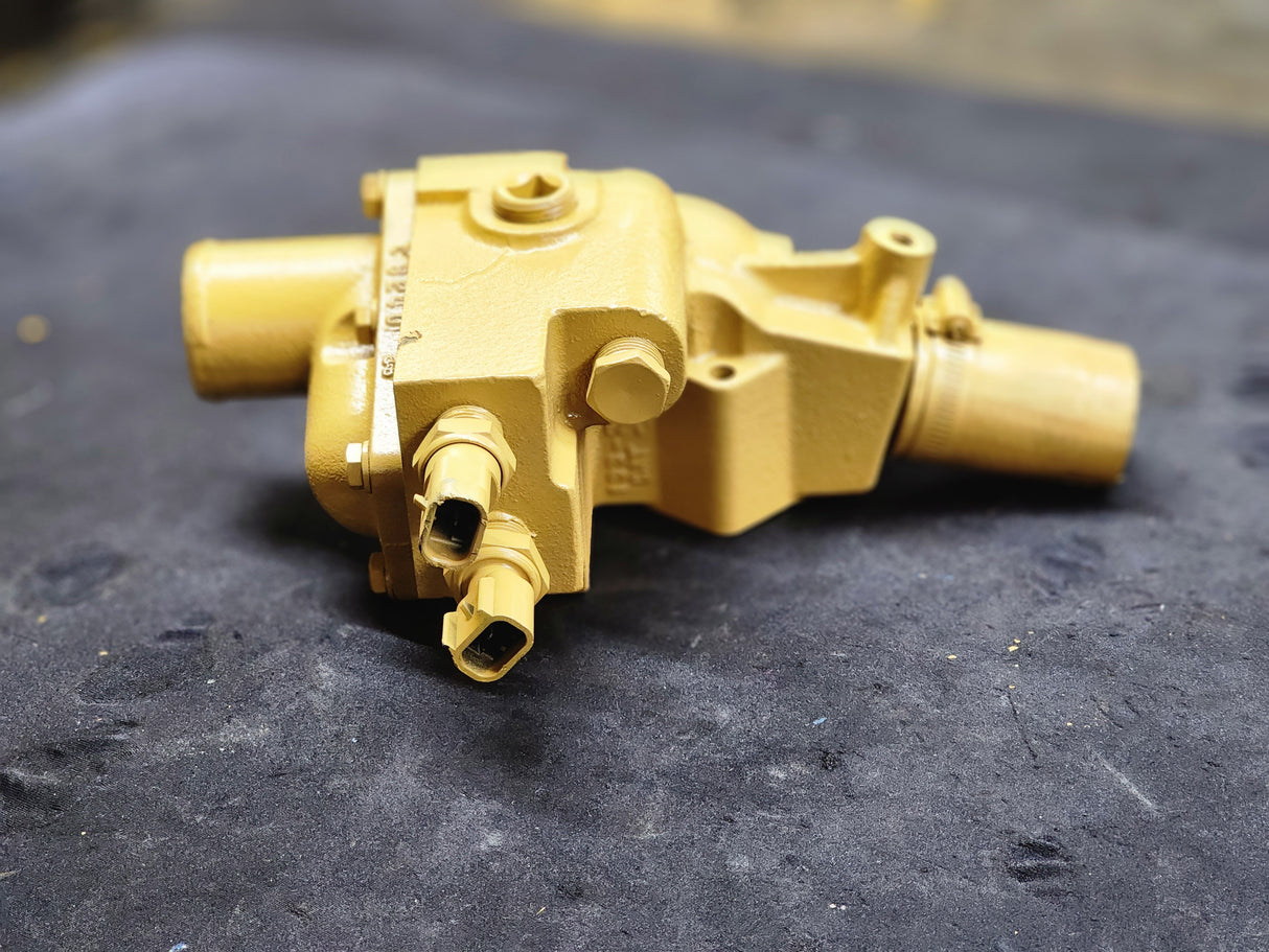 Caterpillar C7/3126 Engine Thermostat Housing 133-3730 CAT -01- For Sale