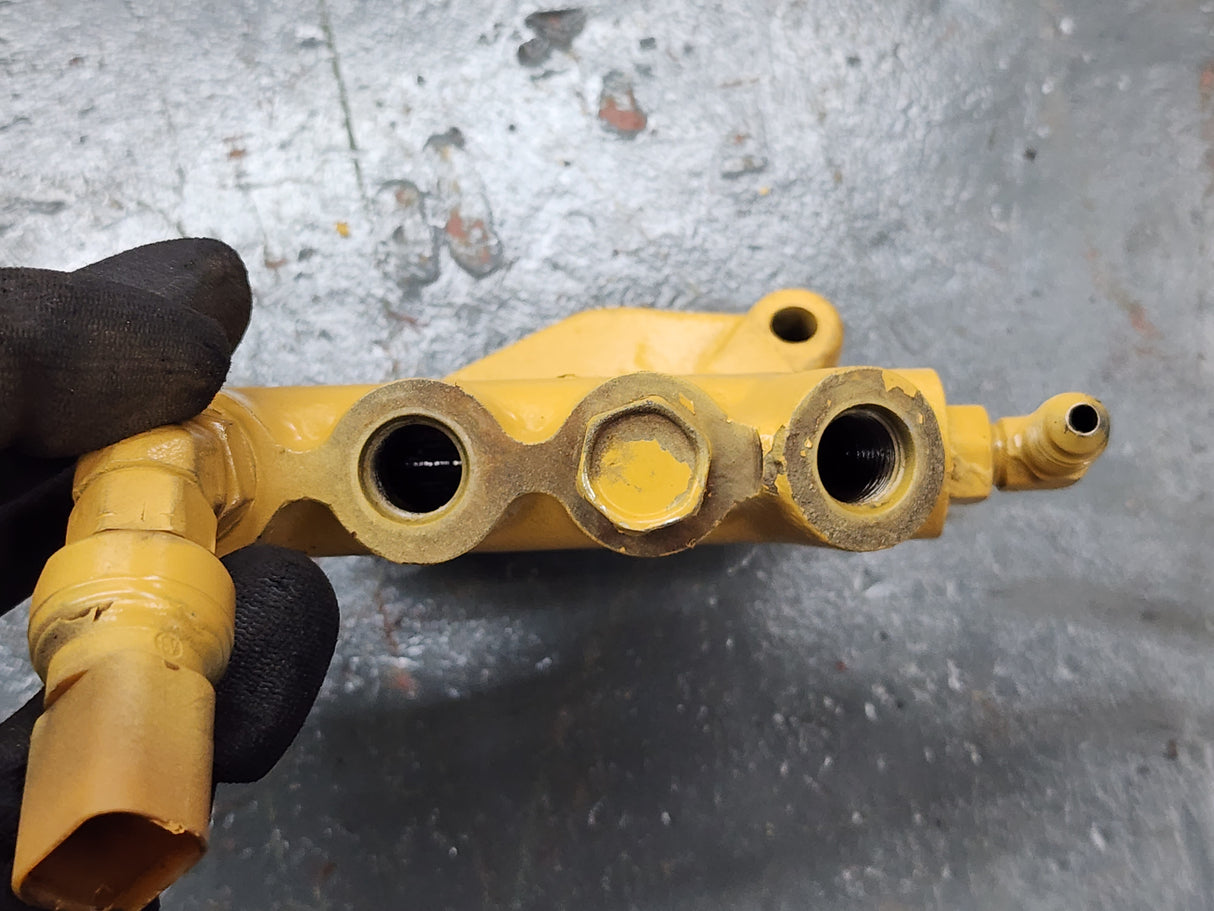 Caterpillar C7 Engine Oil Manifold 226-8696 For Sale