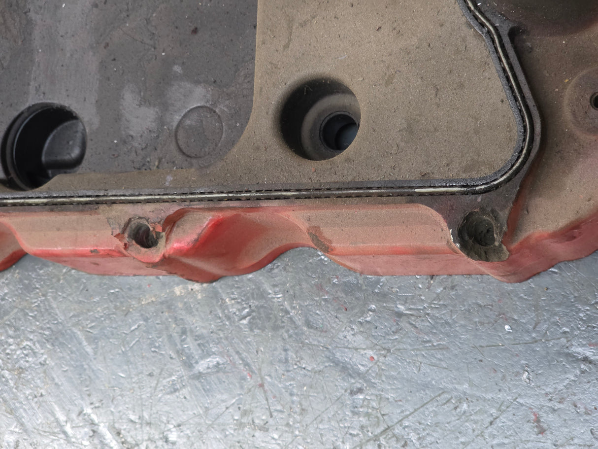 Cummins ISB6.7L Diesel Engine Valve Cover Part # 4944083