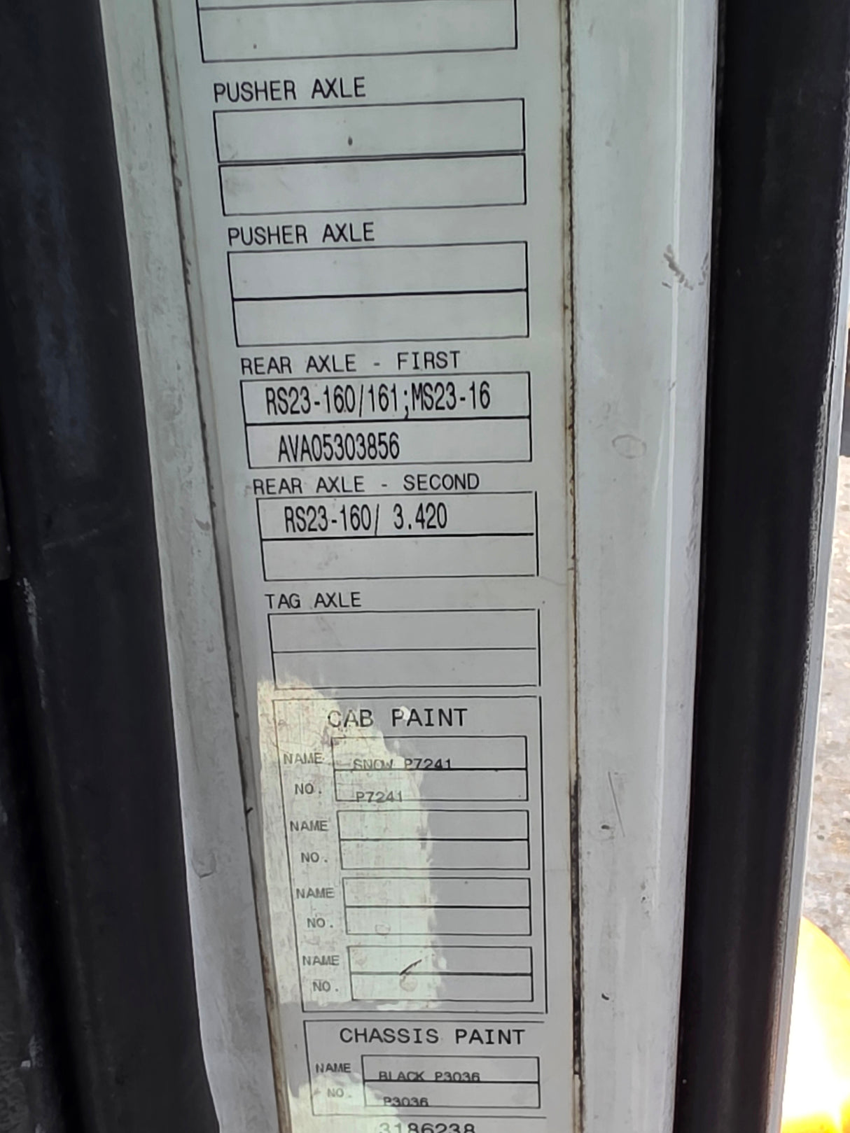 2006 Volvo VNL Conventional New Generation CAB Shell For Sale