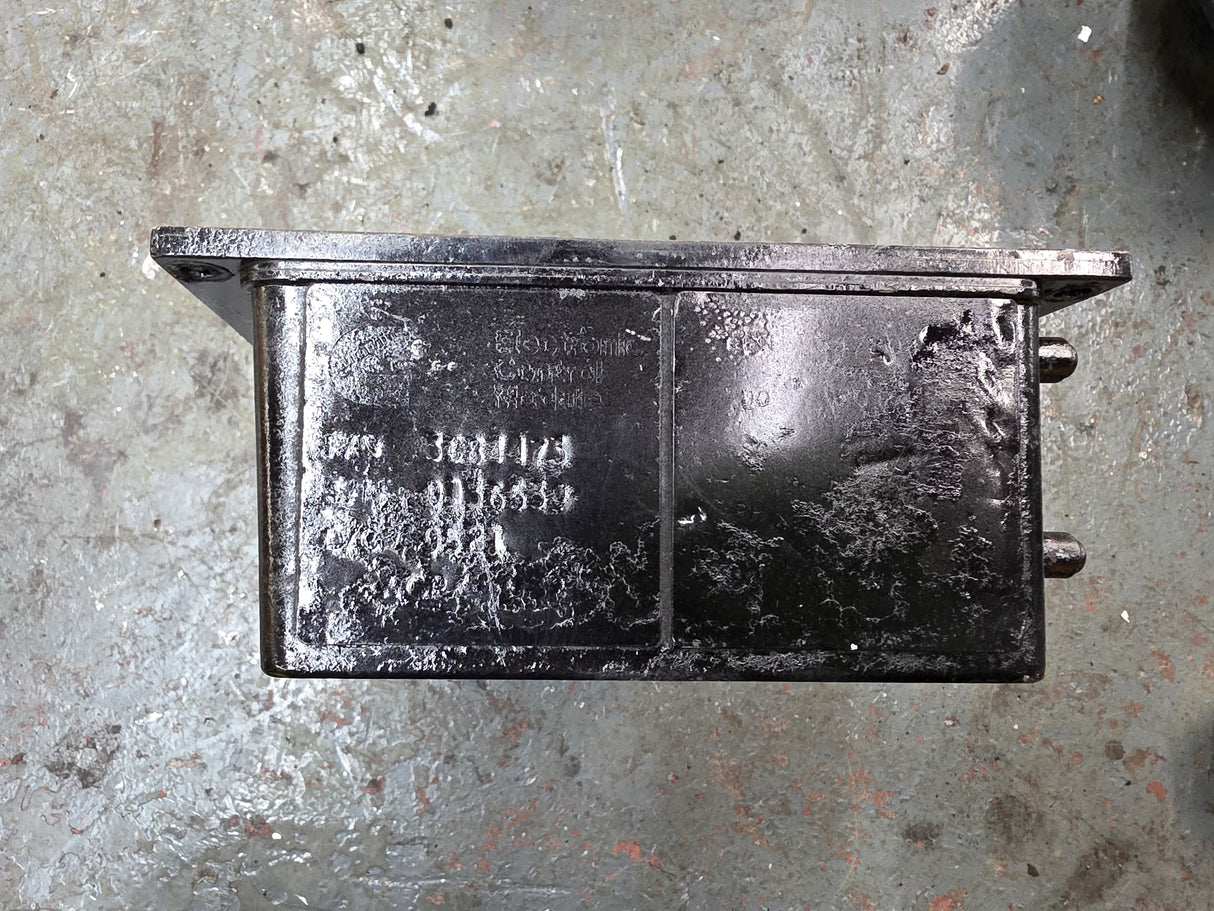 1995 Cummins M11 CELECT Engine Control Module (ECM) Part # 3084473 For Sale