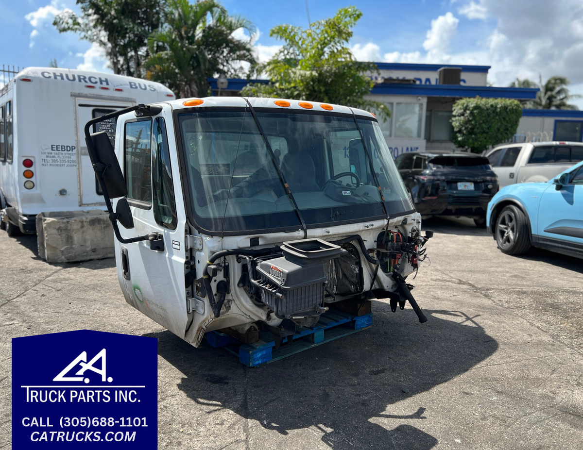 2013 International DuraStar 4300 Cab For Sale