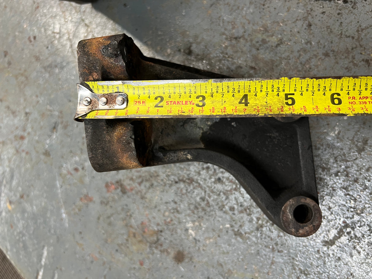 OEM GMC / Chevrolet Rear Engine Mount Bracket / Flywheel Housing Support For Sale