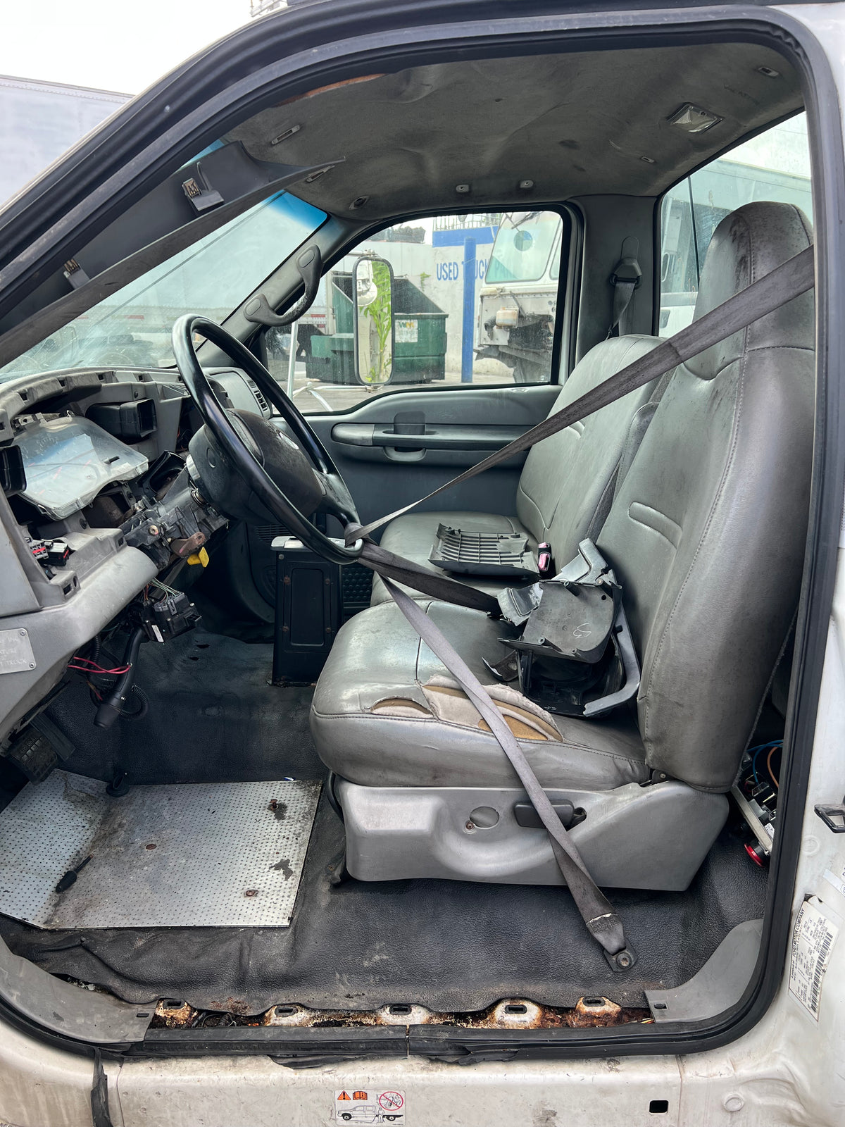 2005 FORD F750 F SERIES SUPER DUTY CAB SHELL FOR SALE