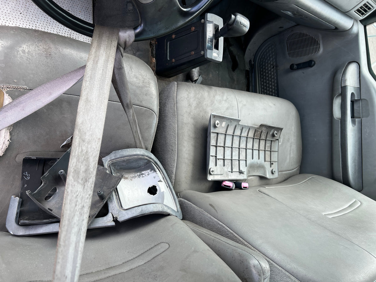 2005 FORD F750 F SERIES SUPER DUTY CAB SHELL FOR SALE