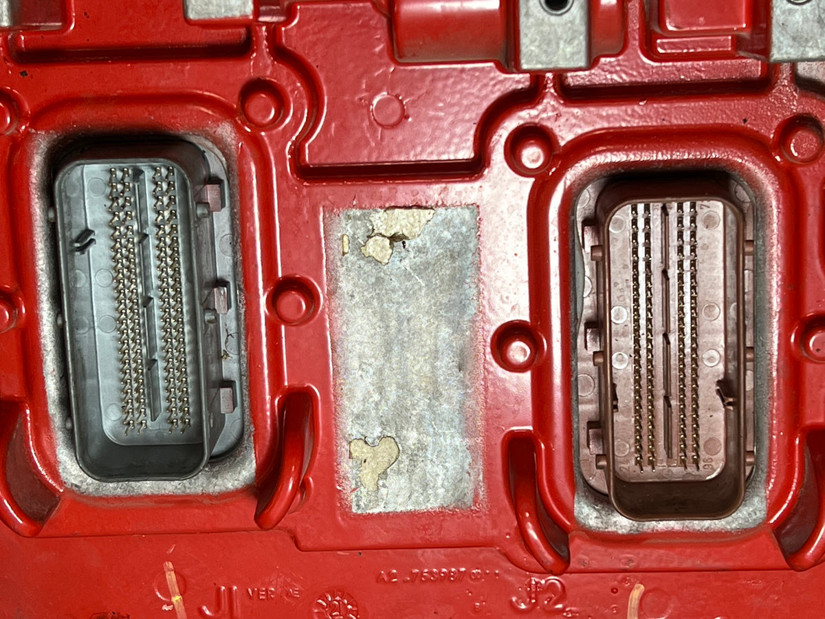 Cummins CM2450 Engine Control Module (ECM) Part # 5572391, CPL 5299 For Sale
