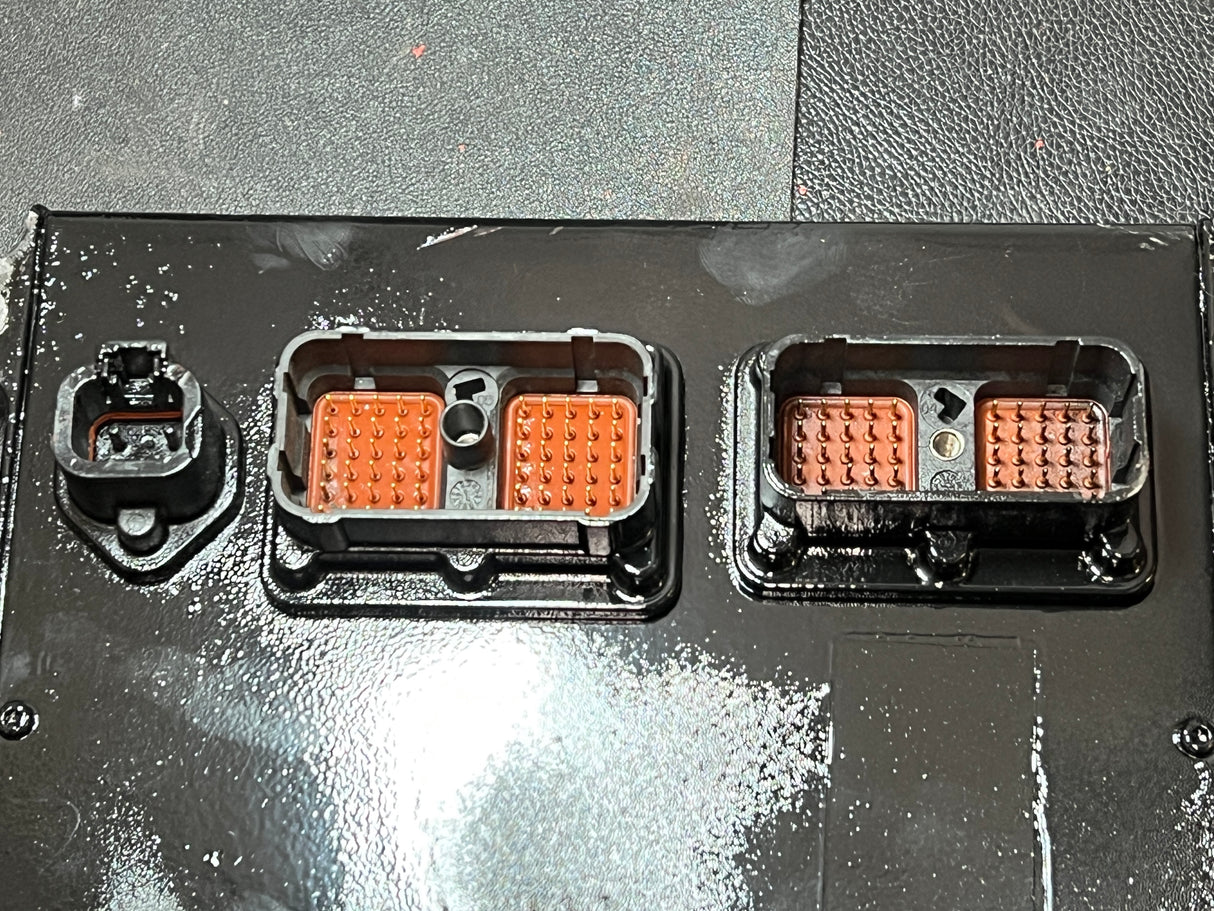 Cummins CM850 Engine Control Module (ECM) 3965159 For Sale