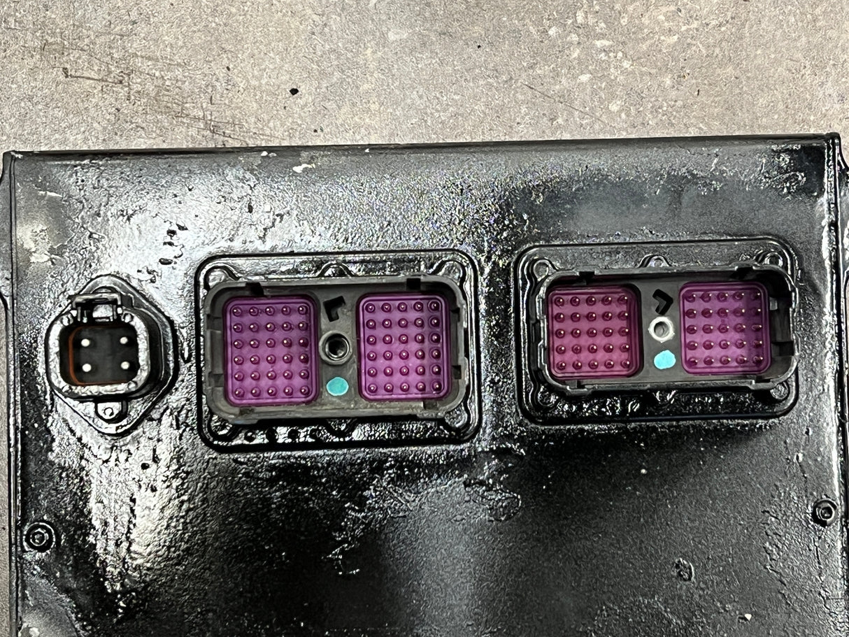 Cummins CM850 Engine Control Module (ECM) Part # 4921776 For Sale