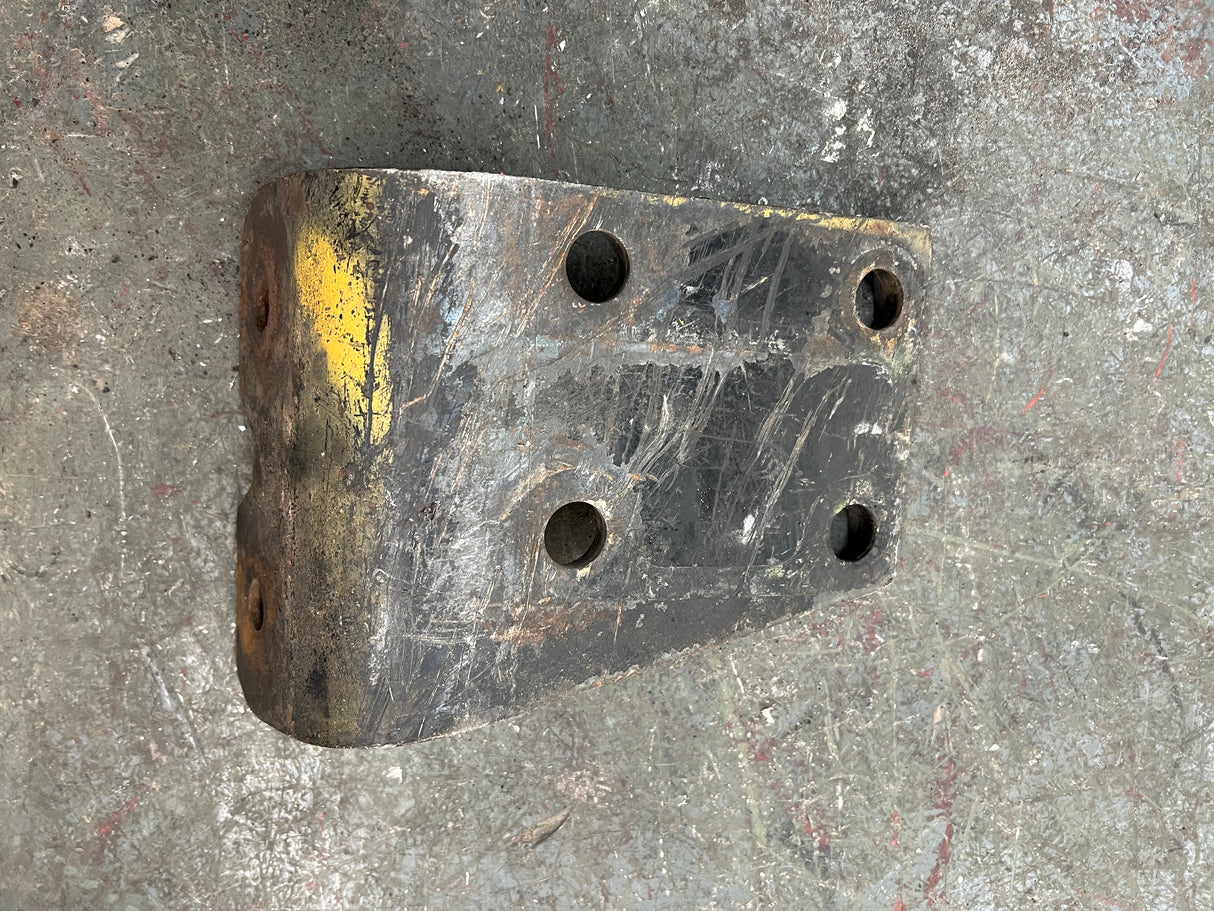 Peterbilt Passenger's Side Rear Engine Support Mount 05-18695R For Sale, 6-Bolt Hole Bracket Design