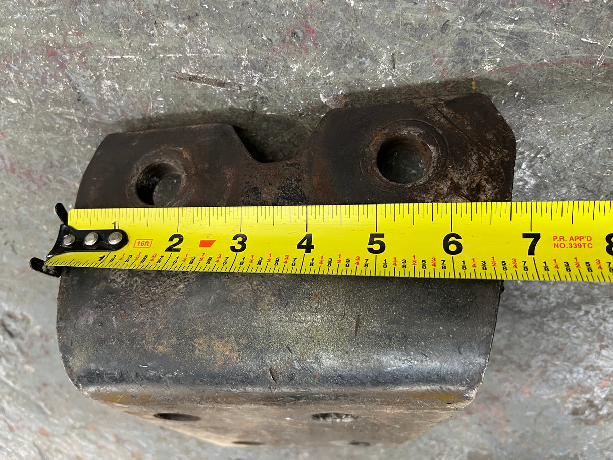 Peterbilt Driver’s Side Rear Engine Support Mount 05-18695L For Sale, 6-Bolt Hole Bracket Design