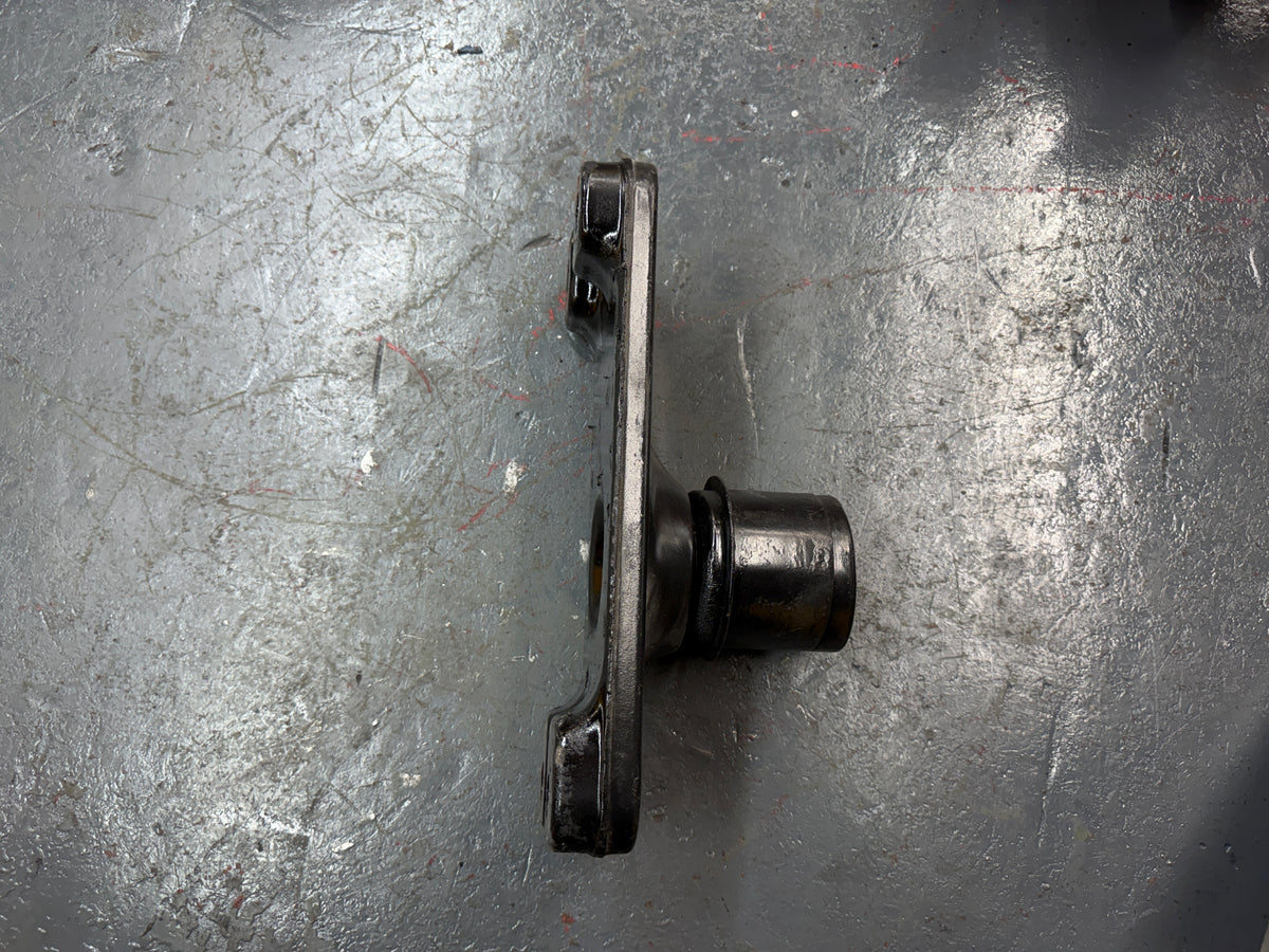 Ford E7HT5086EB Rear Engine Mounts for Cummins M11 For Sale