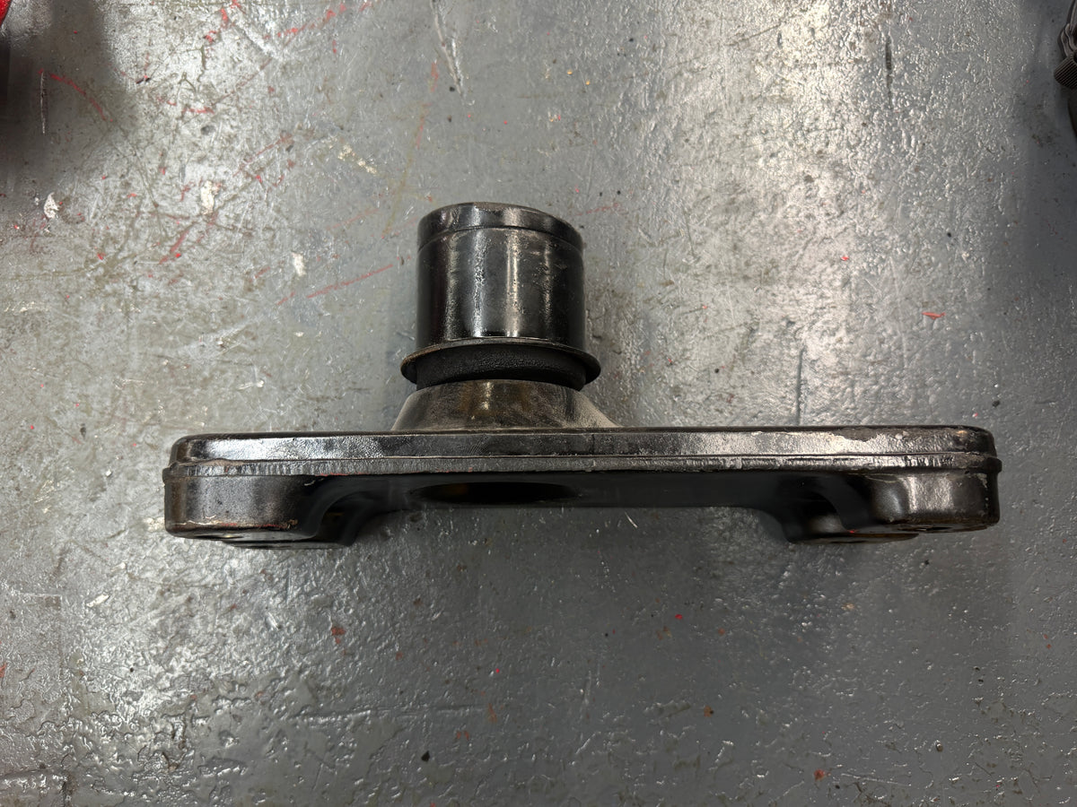 Ford E7HT5087BB Rear Engine Mounts For Sale