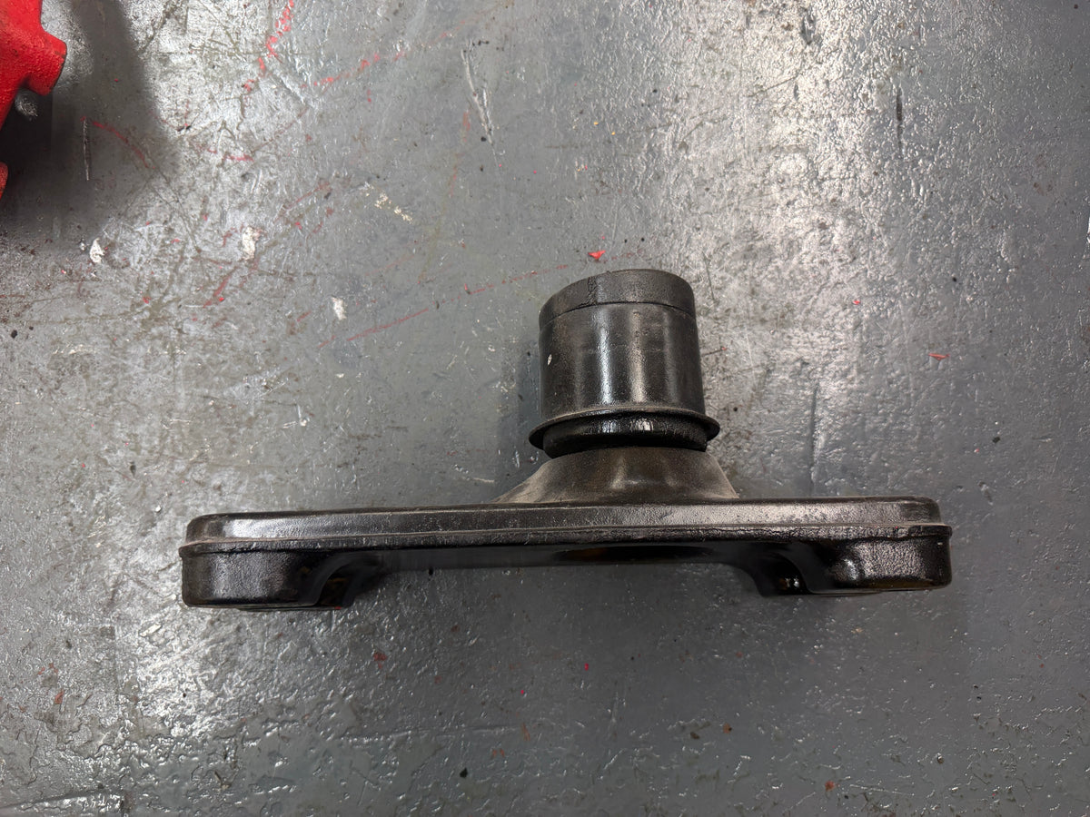 Ford E7HT5087BB Rear Engine Mounts For Sale
