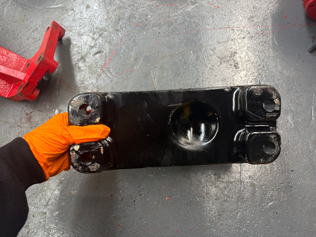 Ford E7HT5087BB Rear Engine Mounts For Sale