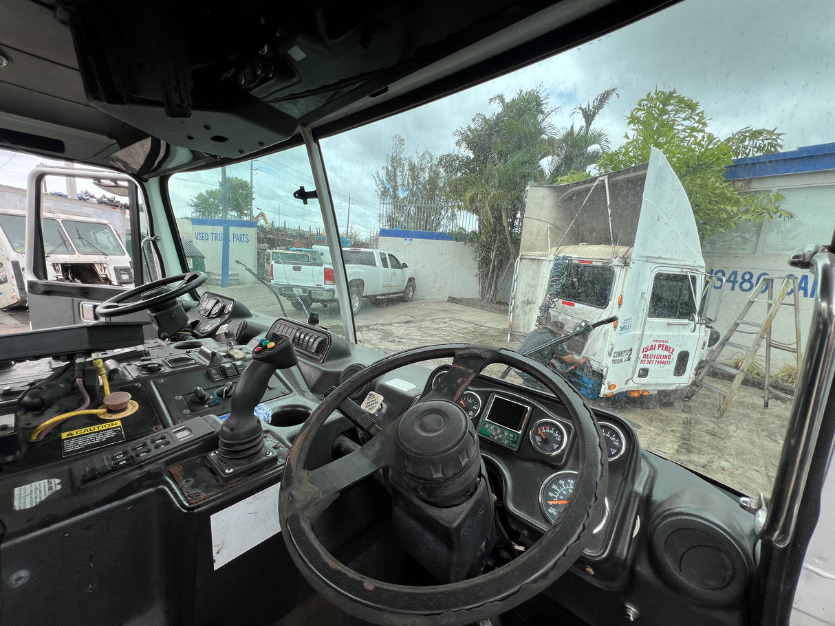 2014 AUTOCAR XPEDITOR DUAL DRIVER - L&R SIT CAB