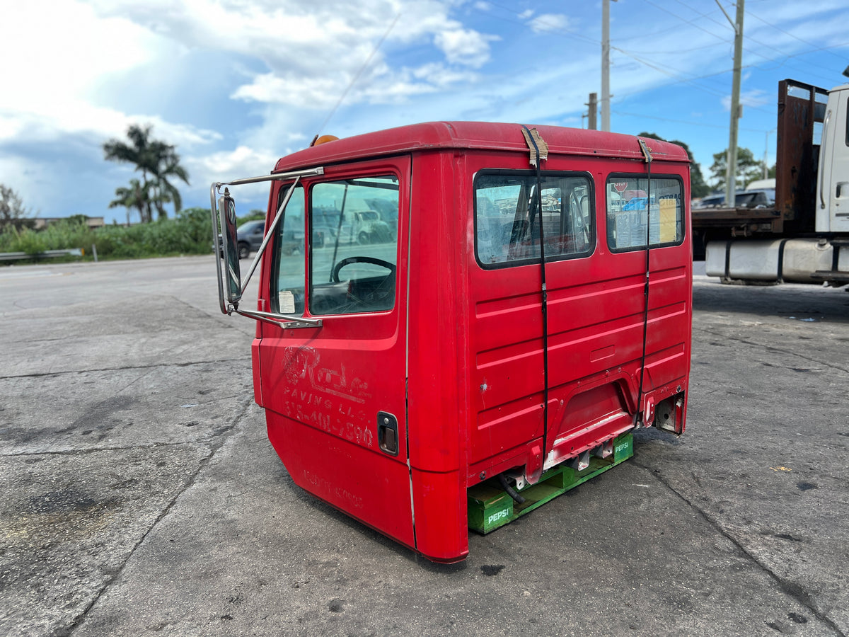 2002 Freightliner FL70 Conventional CAB Shell For Sale