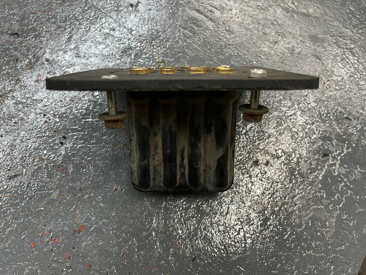 Sterling A1218075001 Air Valve Manifold For Sale