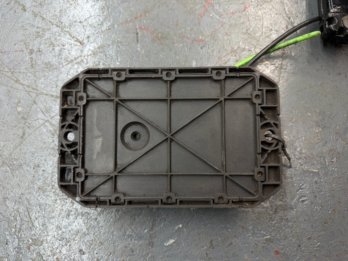 Peterbilt ECM Instrument Control Module Q27600100522 For Sale