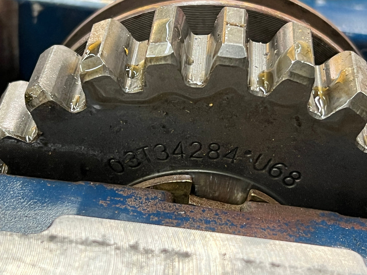 Muncie Power Take Off (PTO) TG Series w/ Hydraulic Pump