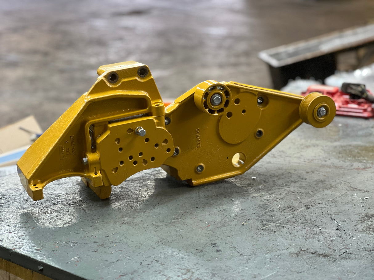 Caterpillar C15 Alternator / Compressor Support Bracket Part # 259-0555, 233-6138 For Sale