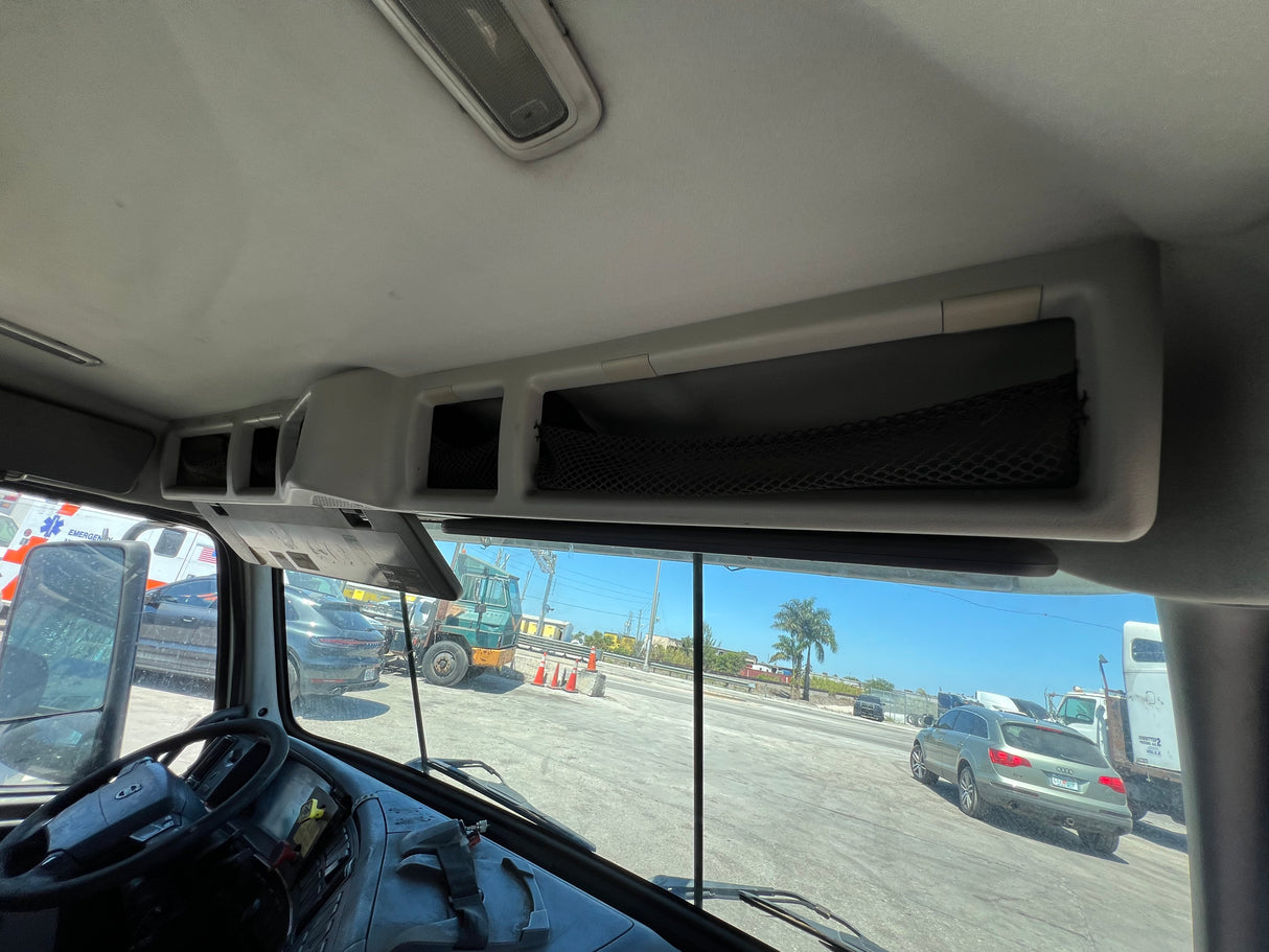 2006 VOLVO VNL NEW-GENERATION CAB SHELL For Sale