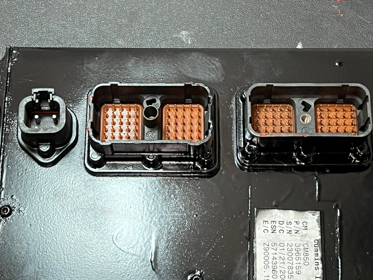 Cummins CM850 Engine Control Module (ECM) Part # 3965159 For Sale, CPL 8136