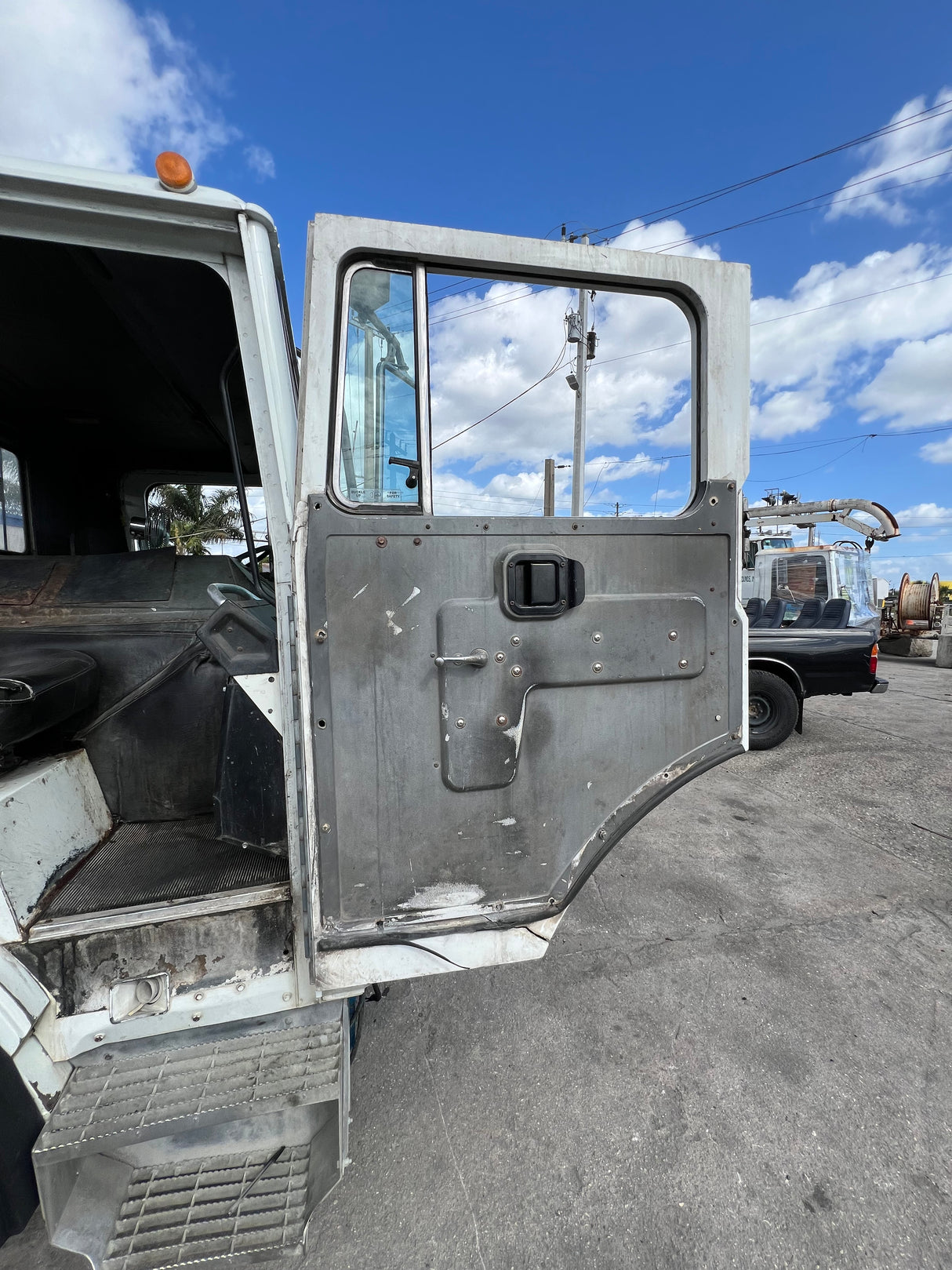 2007 MACK MR688S Forward Low CAB Shell 600-Series For Sale