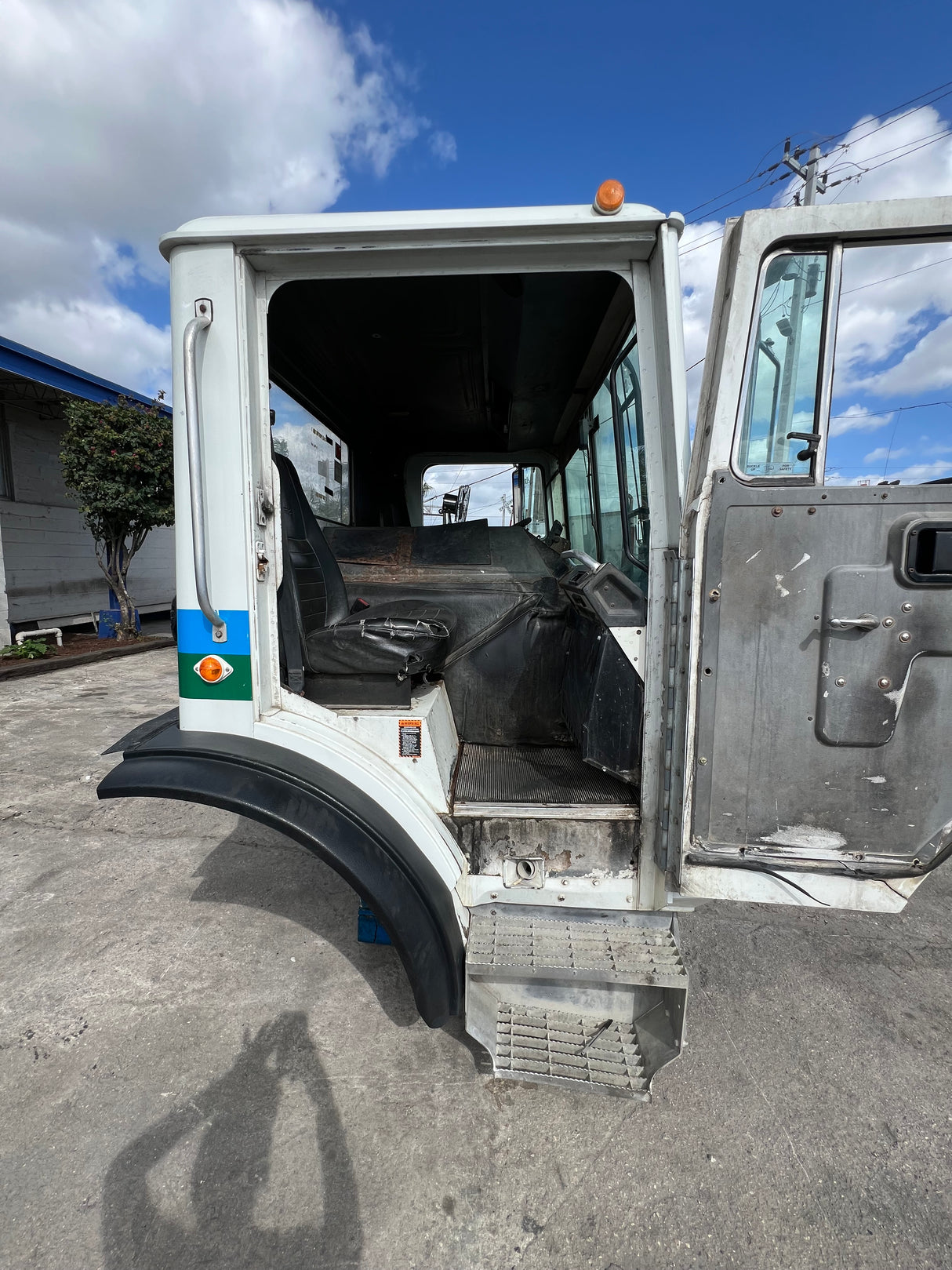 2007 MACK MR688S Forward Low CAB Shell 600-Series For Sale