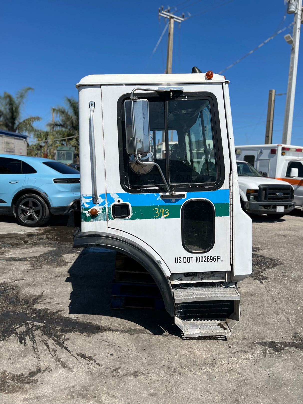 2005 MACK MR688S Low CAB Forward (LCF) Shell For Sale, 600-Series CAB