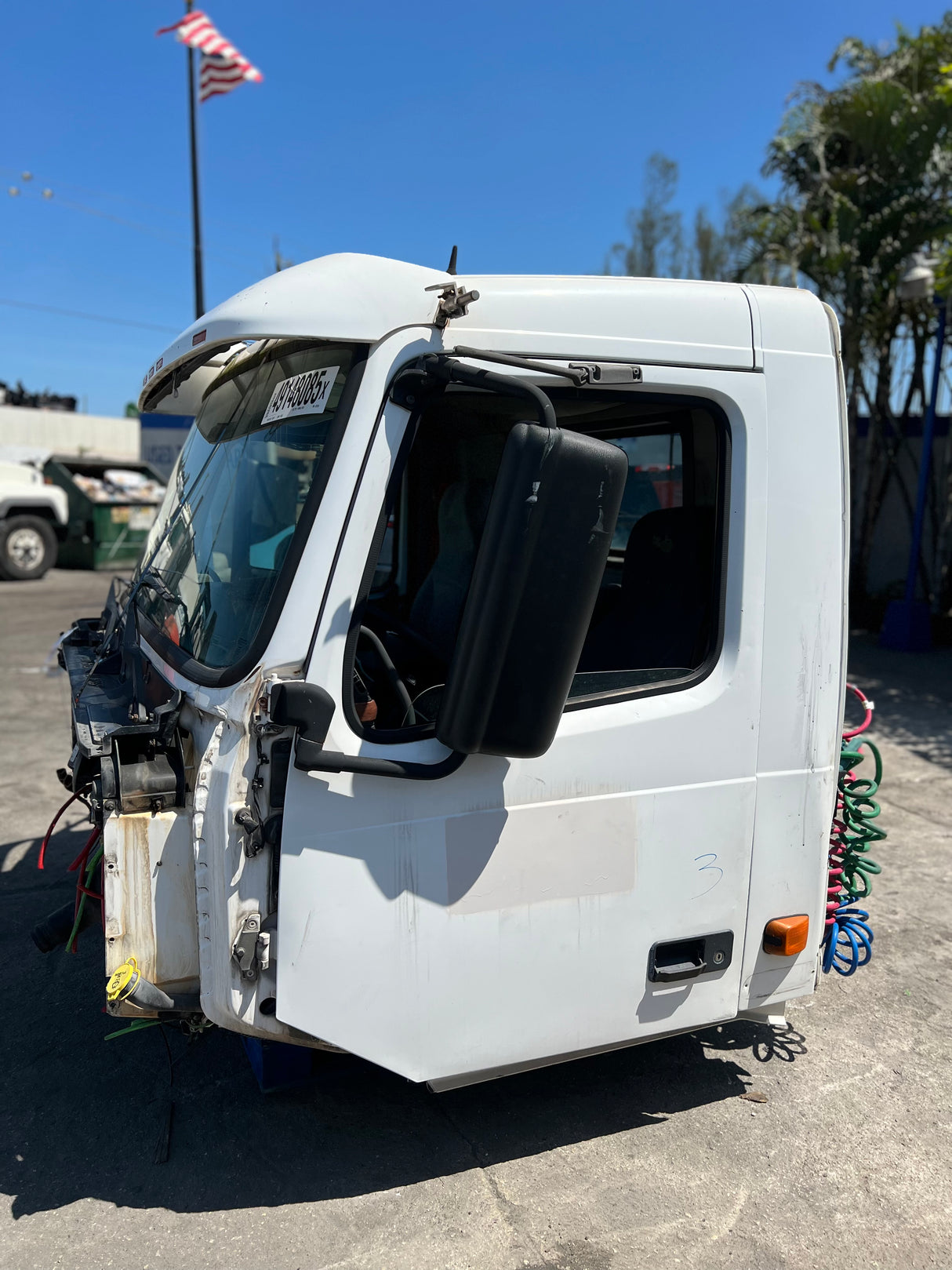 2006 Volvo VNL Conventional New Generation CAB Shell For Sale