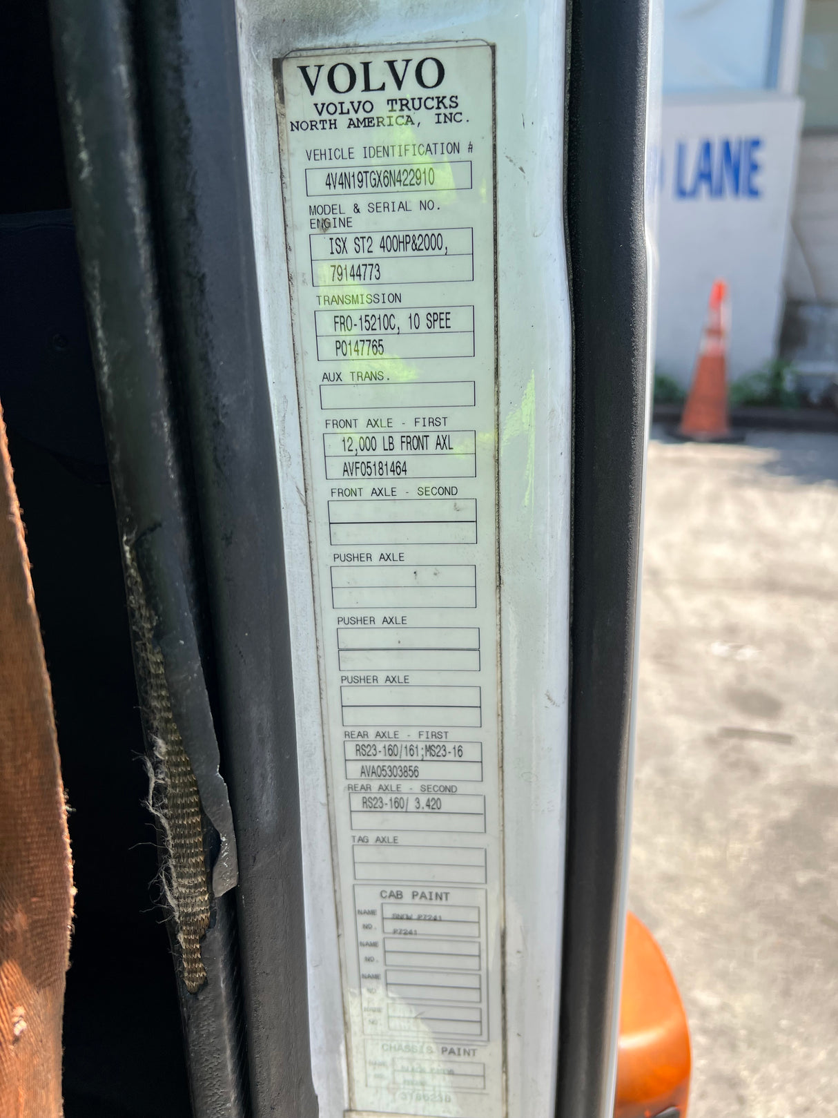 2006 Volvo VNL Conventional New Generation CAB Shell For Sale