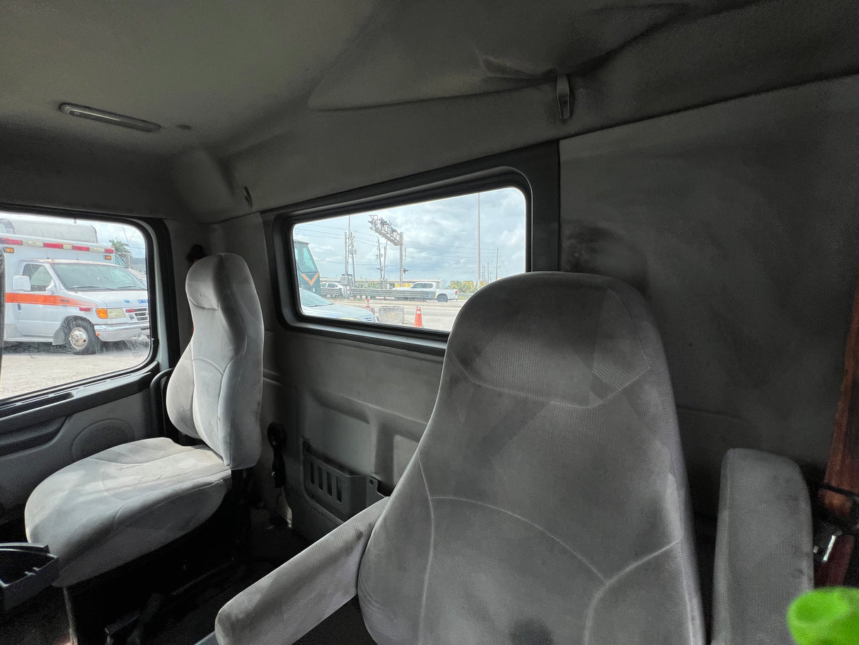 2007 Volvo VNL Conventional New Generation CAB Shell For Sale