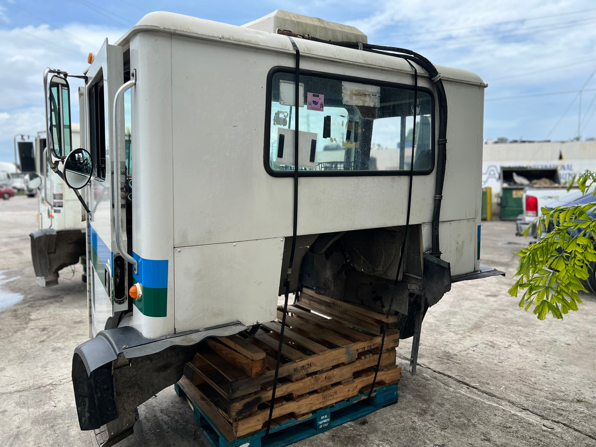 2007 MACK MR688S Low CAB Forward (LCF) Shell For Sale, 600 Series