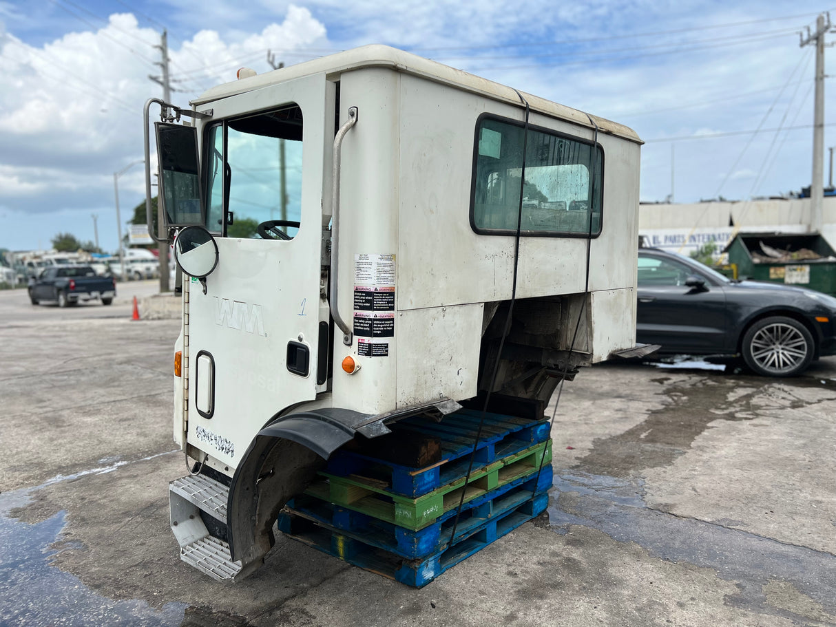 2016 MACK MRU613 Low CAB Forward (LCF) Shell For Sale, 600 Series