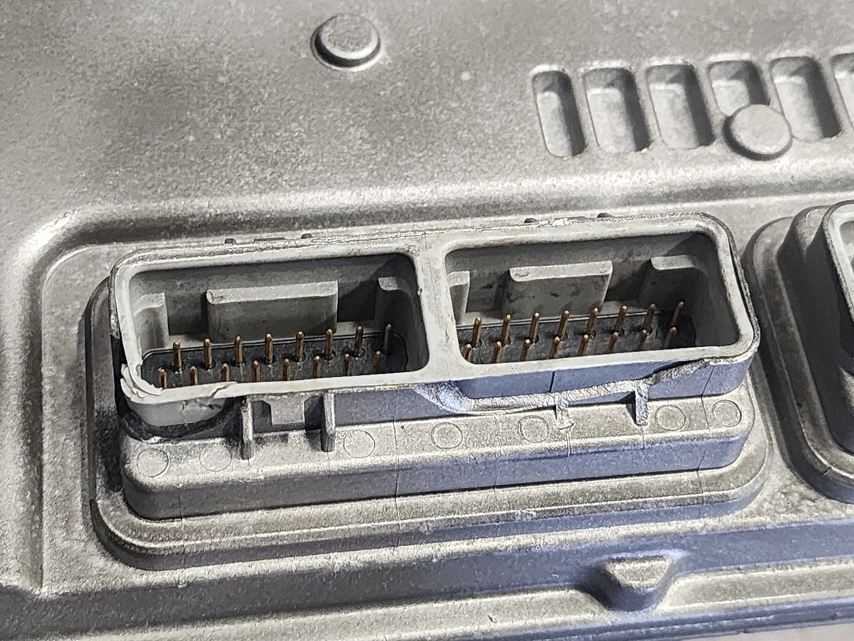 International DT466E ECM Part # 1839368C1