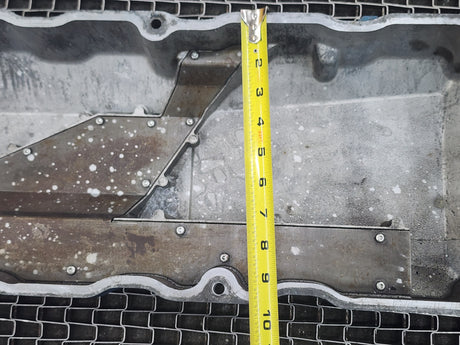 International DT466E EGR Diesel Engine Valve Cover For Sale