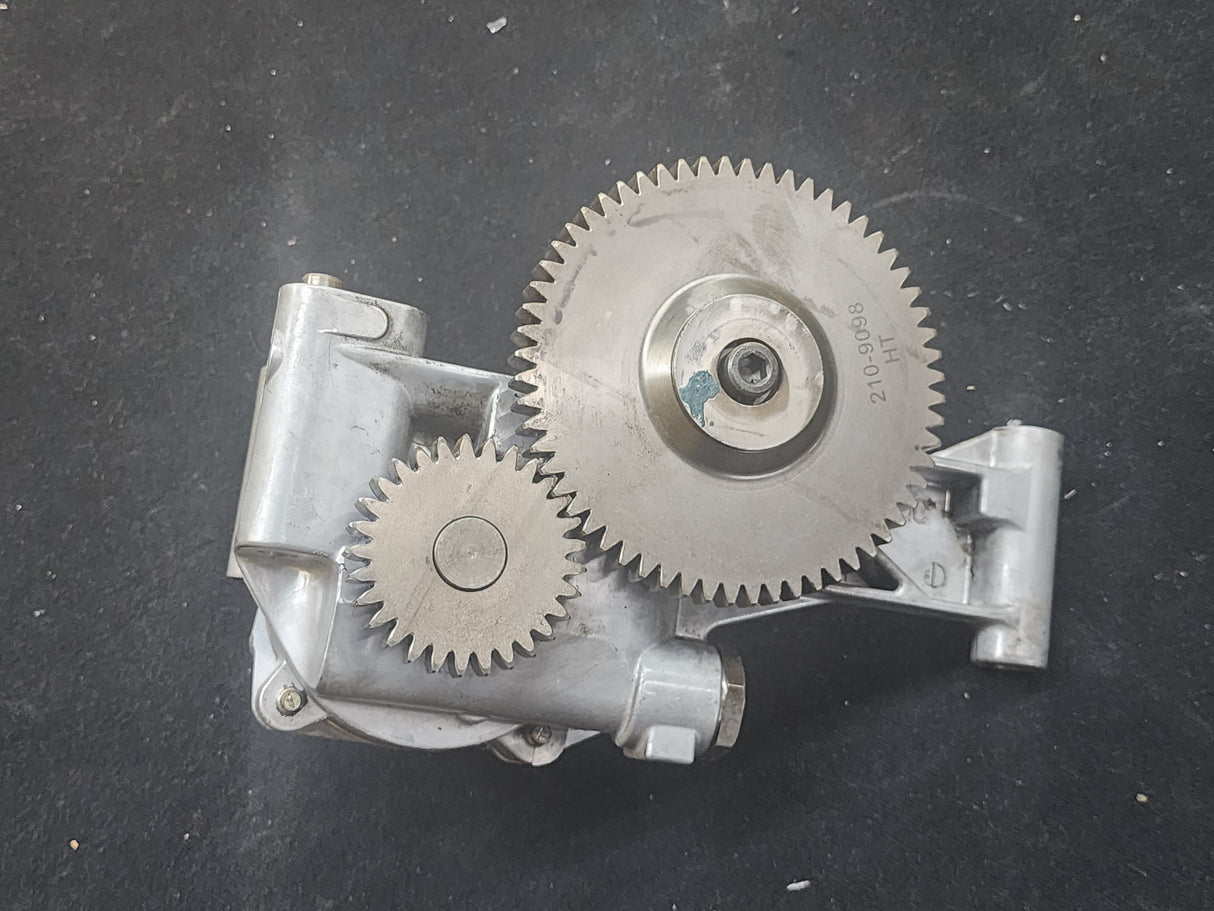 Caterpillar C9 8.8L Engine Oil Pump 2105522 Excavator 330DL Dozer D6R D7R For Sale