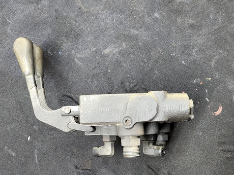 Hydraulic Directional Double Control Valve 060C For Sale