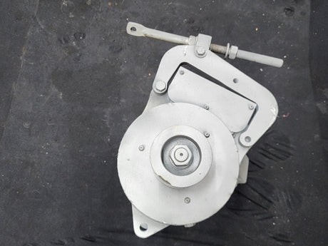 OEM C.E Diesel Engine Niehoff Alternator, Bracket Part # 3055043
