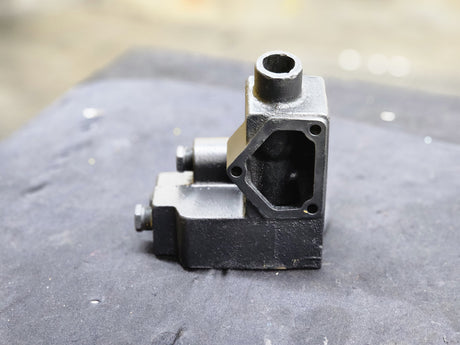 Caterpillar C7/3126 Engine Thermostat Housing 133-3730 CAT -01- For Sale
