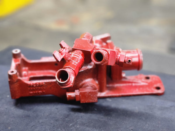 Cummins ISB 6.7L Water Outlet/Alternator Bracket, Water Inlet Connection