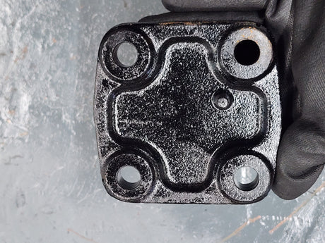 Cummins ISB 6.7L Engine Mount R0130509000 For Sale