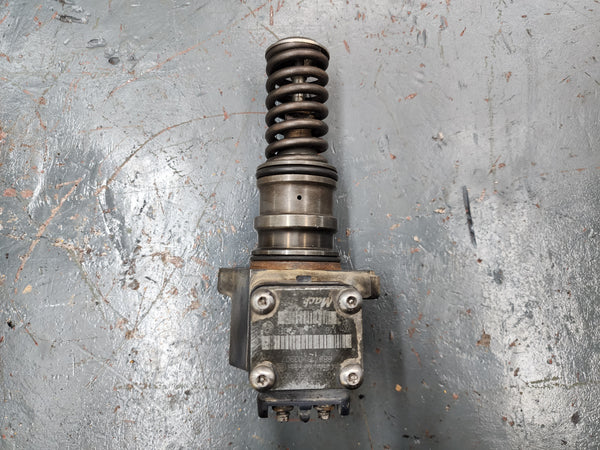 Mack MP8 Fuel Injector 8J55 For Sale, Part # 0414755007