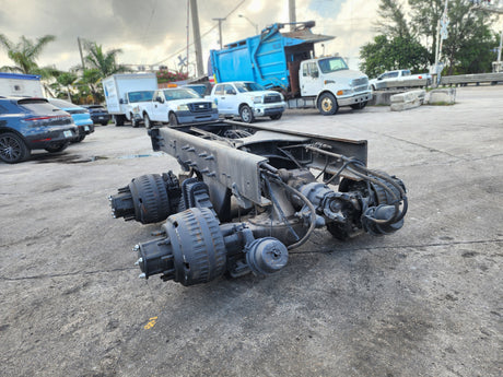 Mack Camelback Tandem Cut Off 11KHA5499 P6, RATIO: 5.02