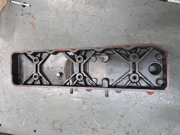 Cummins ISB6.7L Diesel Engine Valve Cover Part # 4944083