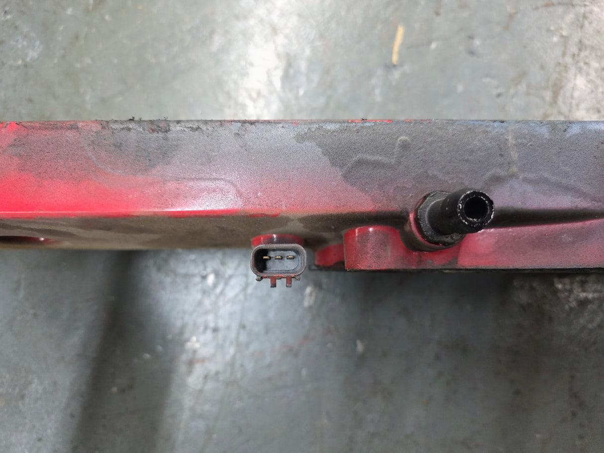 Cummins ISB6.7L Diesel Engine Valve Cover Part # 4944083