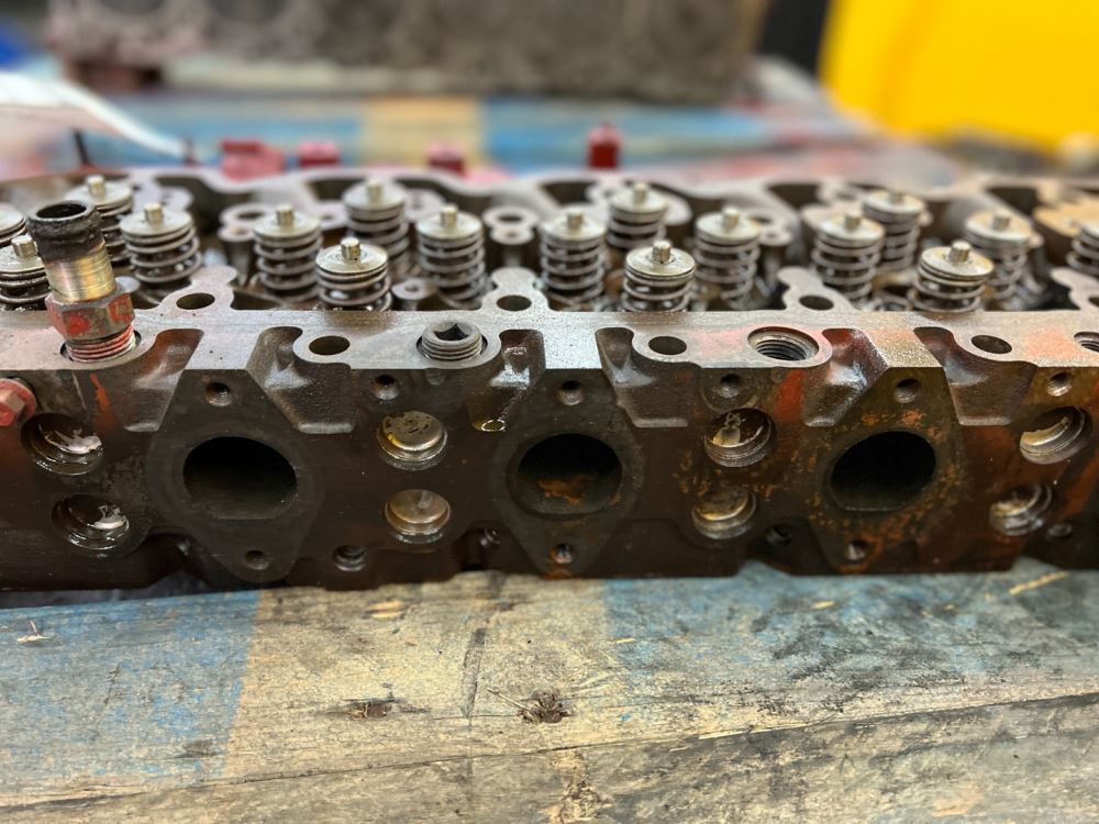 Cummins ISB 6.7L  3977221 Cylinder Head For Sale