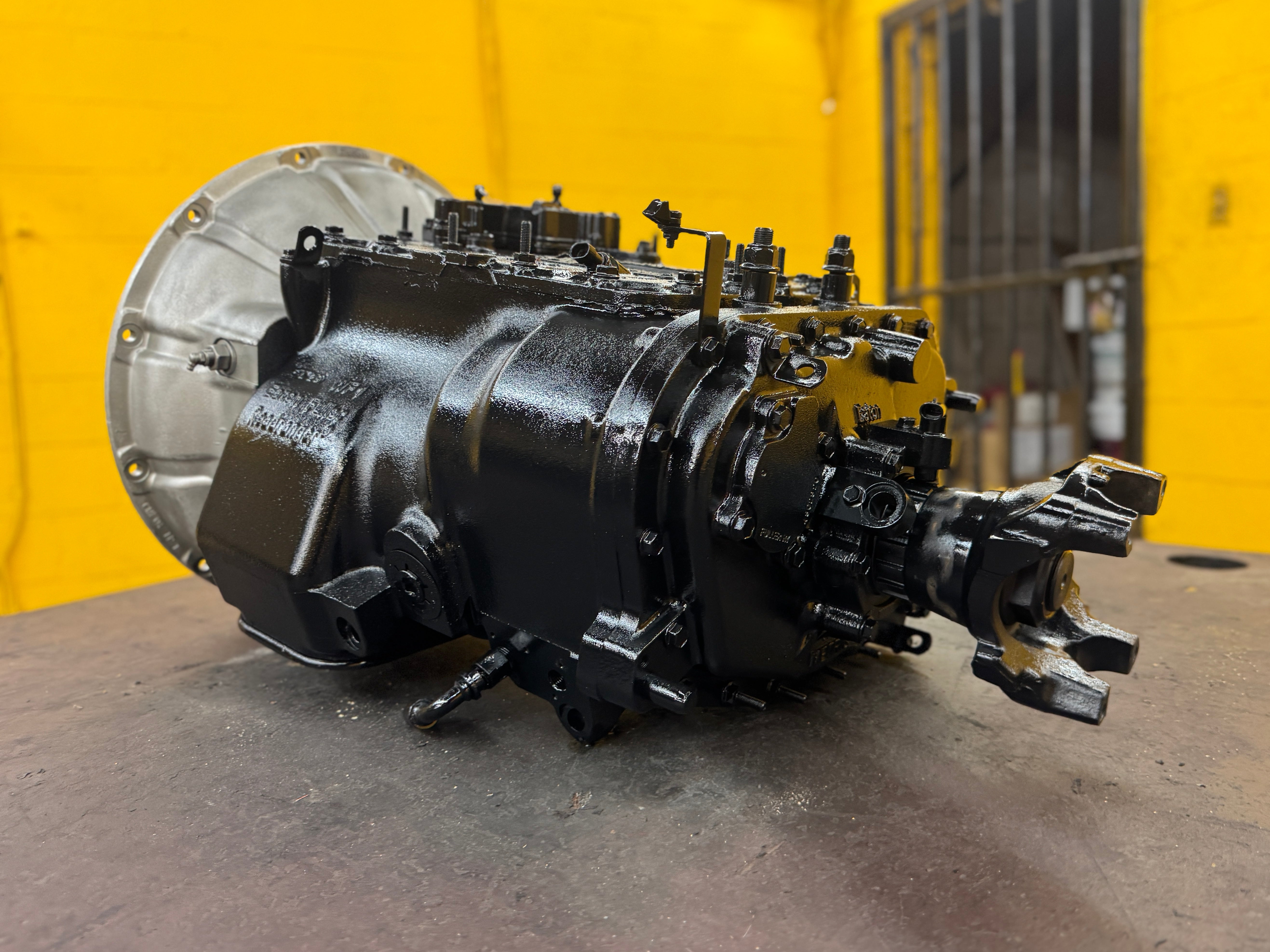 Eaton/Fuller FRO15210C Transmission w/ Overdrive For Sale – CA