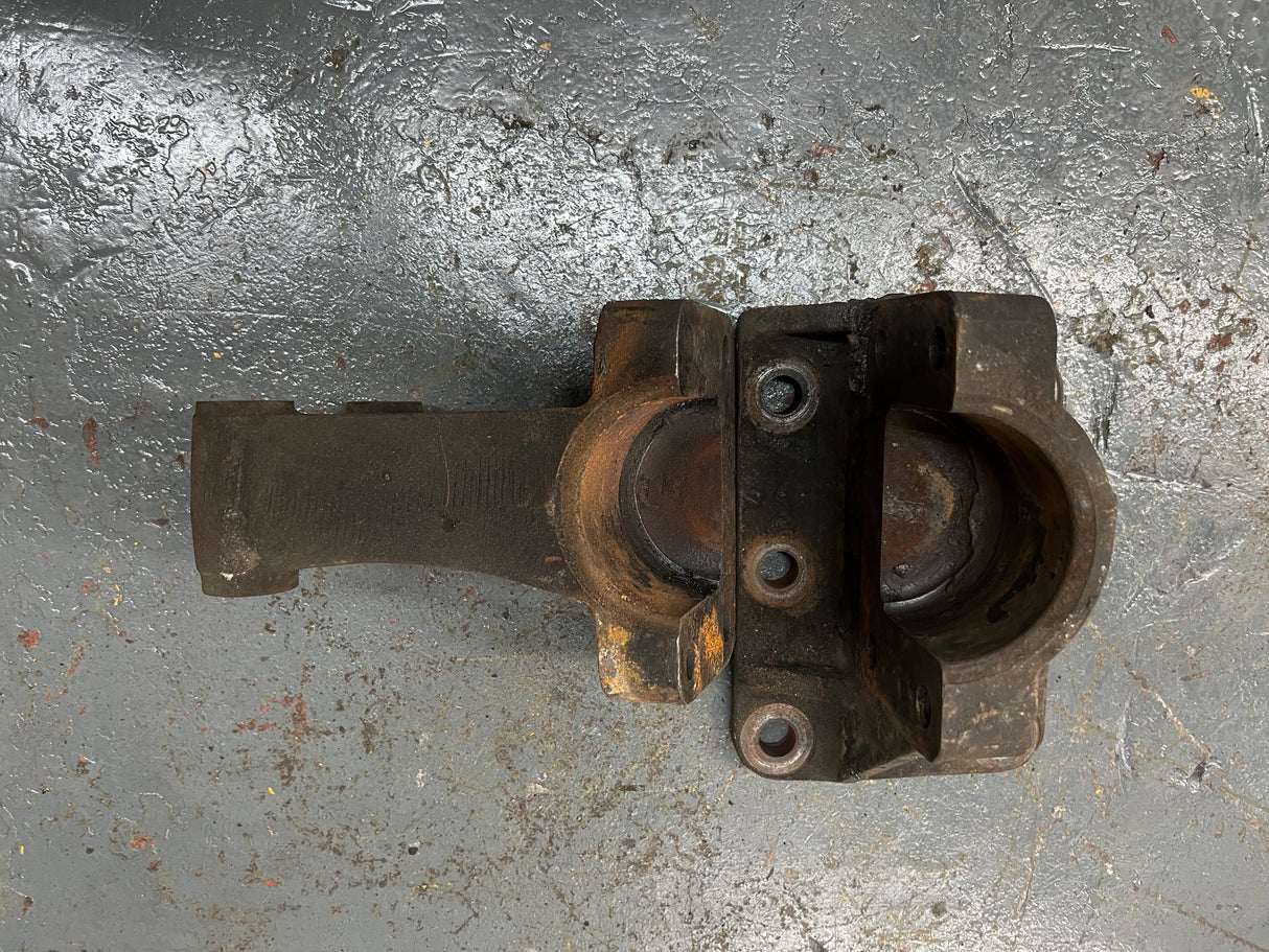 OEM GMC / Chevrolet Rear Engine Mount Bracket / Flywheel Housing Support For Sale