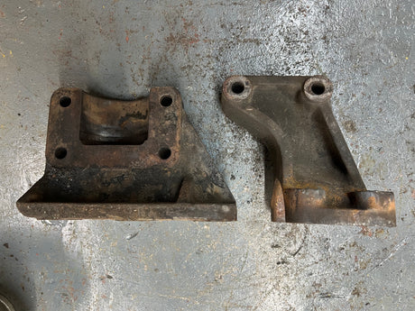 OEM GMC / Chevrolet Rear Engine Mount Bracket / Flywheel Housing Support For Sale